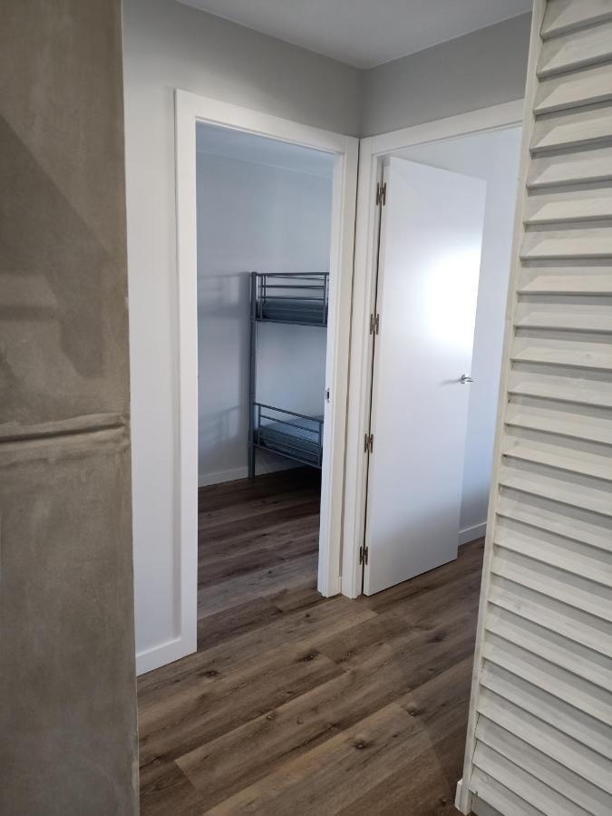 Seafront Apartment Pineda Beach Ла Пинеда Екстериор снимка